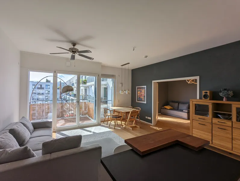 Hochwertige teilmöblierte Wohnung - hell, ruhig & doch zentral — photo 1